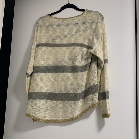 Brand new. light stripped sweater - Picture 5 of 5